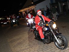 Der Nikolaus kommt... - ©kalbacho-foto  Der Nikolaus kommt ... ist von Thomas & Kathy Schmid ins Leben gerufen worden, mit der Absicht, Kindern etwas gutes zu tun. So haben diese 2 im Jahr 2022 zum ersten Mal ein kleines Familienevent auf die Beine gestellt. . Text habe ich von der Homepage übernommen: https://www.dernikolauskommt.com