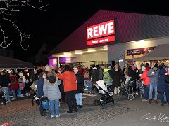 Der Nikolaus kommt... - ©kalbacho-foto  Der Nikolaus kommt ... ist von Thomas & Kathy Schmid ins Leben gerufen worden, mit der Absicht, Kindern etwas gutes zu tun. So haben diese 2 im Jahr 2022 zum ersten Mal ein kleines Familienevent auf die Beine gestellt. . Text habe ich von der Homepage übernommen: https://www.dernikolauskommt.com