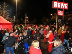 Der Nikolaus kommt © kalbacho-foto  Der Nikolaus kommt, eine Veranstaltung zugunsten der Kinder & Jugendfeuerwehr Lorch