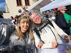Rosenmontagsbasar © kalbacho-foto  Rosenmontagsbasar im Hilchenhaushof, geboten werden Tänze aus der LCV-Tanzabteilung, musikalisch gestaltet wird der Tag von den Lorcher Schloßbergmusikanten
