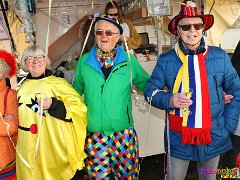 Rosenmontagsbasar © kalbacho-foto  Rosenmontagsbasar im Hilchenhaushof, geboten werden Tänze aus der LCV-Tanzabteilung, musikalisch gestaltet wird der Tag von den Lorcher Schloßbergmusikanten