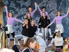 Rosenmontagsbasar © kalbacho-foto  Rosenmontagsbasar im Hilchenhaushof, geboten werden Tänze aus der LCV-Tanzabteilung, musikalisch gestaltet wird der Tag von den Lorcher Schloßbergmusikanten