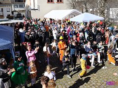 Rosenmontagsbasar © kalbacho-foto  Rosenmontagsbasar im Hilchenhaushof, geboten werden Tänze aus der LCV-Tanzabteilung, musikalisch gestaltet wird der Tag von den Lorcher Schloßbergmusikanten