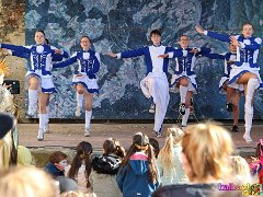 Rosenmontagsbasar © kalbacho-foto  Rosenmontagsbasar im Hilchenhaushof, geboten werden Tänze aus der LCV-Tanzabteilung, musikalisch gestaltet wird der Tag von den Lorcher Schloßbergmusikanten