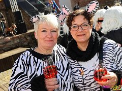 Rosenmontagsbasar © kalbacho-foto  Rosenmontagsbasar im Hilchenhaushof, geboten werden Tänze aus der LCV-Tanzabteilung, musikalisch gestaltet wird der Tag von den Lorcher Schloßbergmusikanten