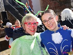 Rosenmontagsbasar © kalbacho-foto  Rosenmontagsbasar im Hilchenhaushof, geboten werden Tänze aus der LCV-Tanzabteilung, musikalisch gestaltet wird der Tag von den Lorcher Schloßbergmusikanten