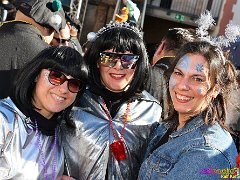 Rosenmontagsbasar © kalbacho-foto  Rosenmontagsbasar im Hilchenhaushof, geboten werden Tänze aus der LCV-Tanzabteilung, musikalisch gestaltet wird der Tag von den Lorcher Schloßbergmusikanten
